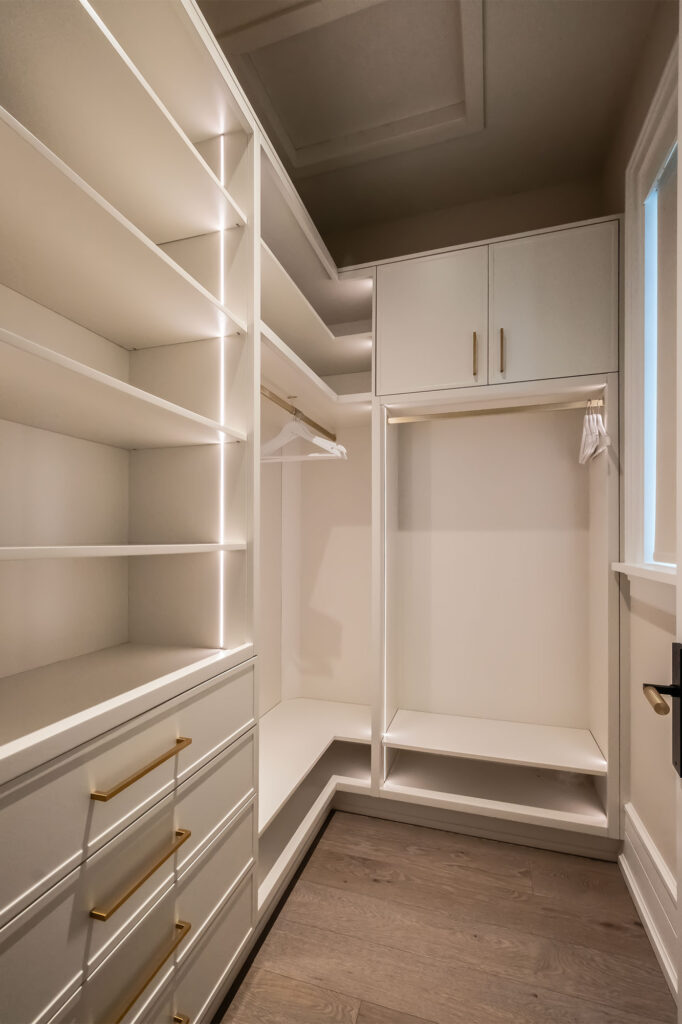 closet11 a